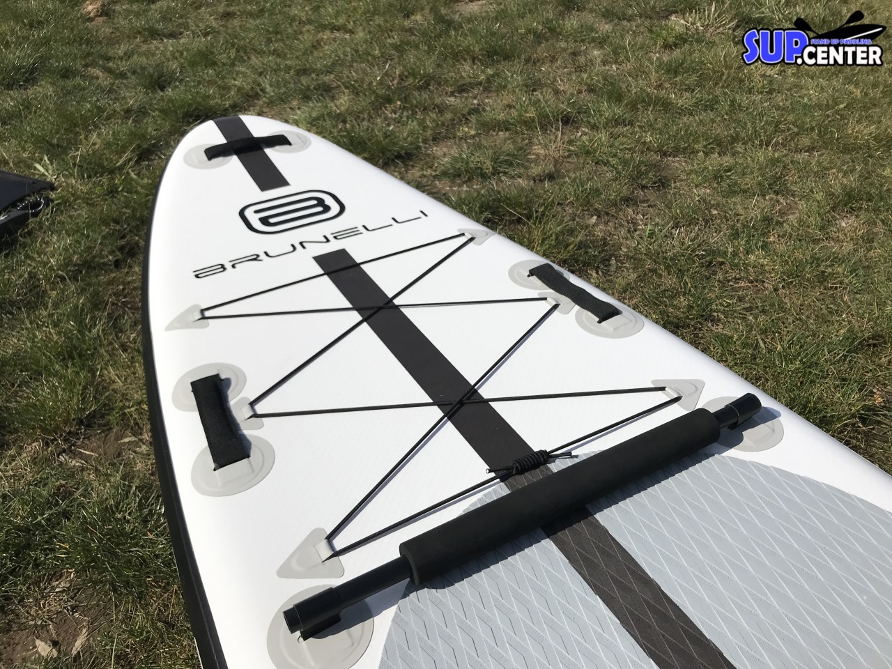 BRUNELLI 10.8 Windsurf Premium Allround SUP Stand Up Board mit Paddel Leash 