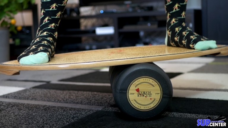 Flycoop Balance Board, Balance Board voor Volwassenen, Balance Brett, Houten Balanceboard, Indoorboard, Surf Skateboard, Indoor Surfboard, Trickboard, Evenwichtsboard inclusief Rol, Balance Ball