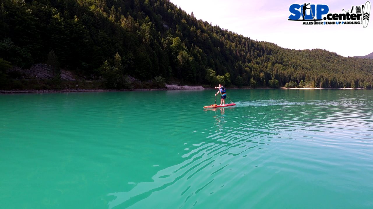 SUPTour auf dem Walchensee in Bayern ein Paddelparadies